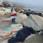 Two Moroccans arrested for assaulting civil guards on Trampolín beach, in Ceuta