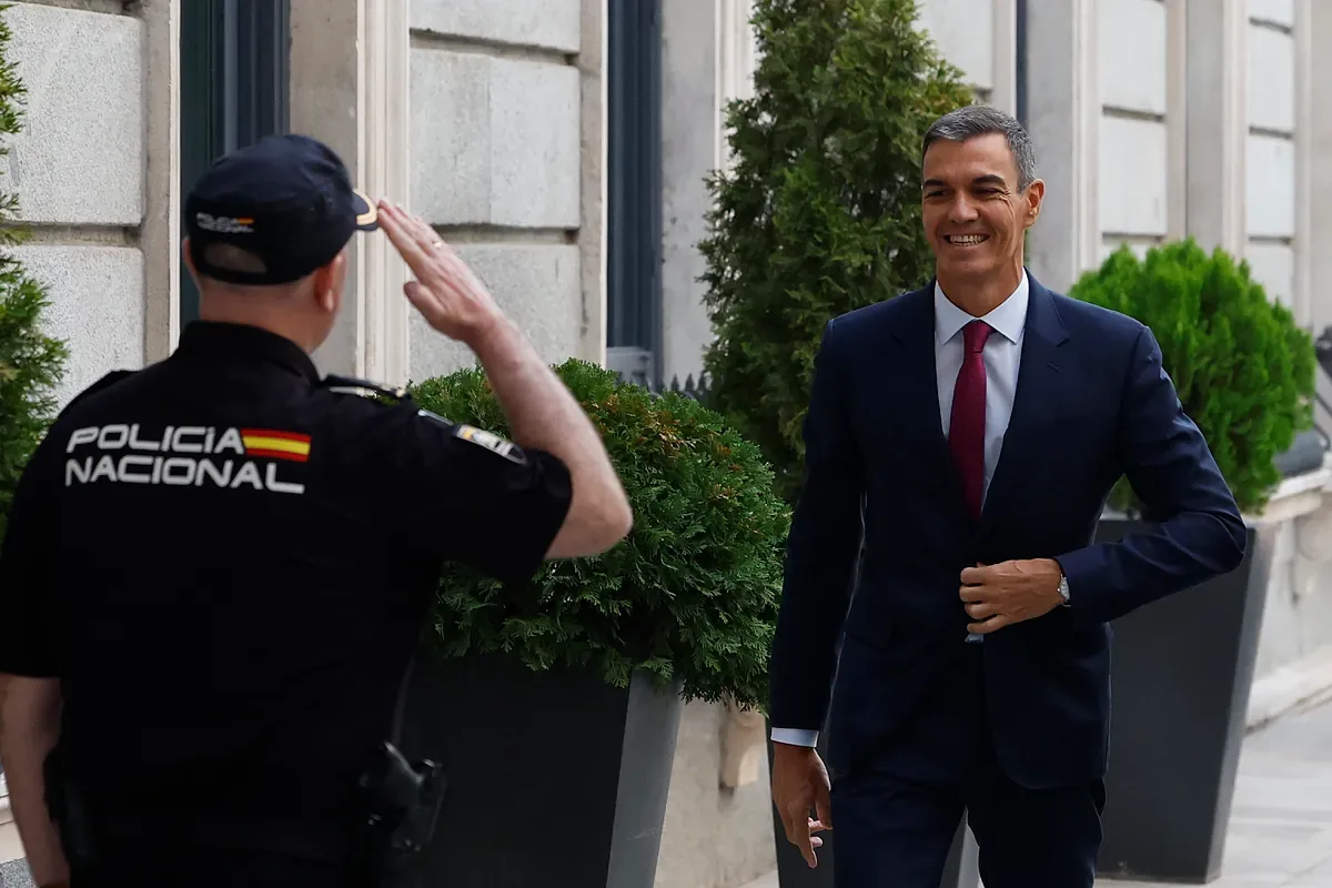 Sánchez kicks off the electoral campaign of "the two Spains"