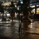 Torrential rains affect the Valencian Community, Catalonia, and Almería with floods, canceled flights, traffic cuts, and the sending of Es-Alert