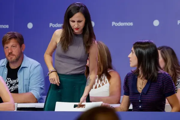 Podemos points to the Pegasus theory to explain Sánchez's "fear" of Morocco: "He is digging his own grave"