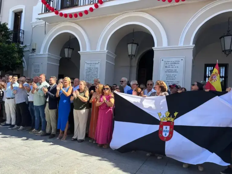 Crisis in Ceuta, latest live updates | The mayor of Mérida, from the PSOE, demands the Government "defense of the territorial sovereignty of Ceuta"