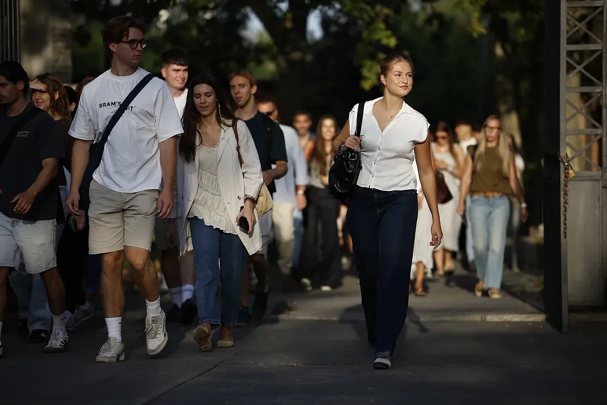 Princess Leonor debuts at university amid the anticipation of her classmates: "I think I have her in class and I can't concentrate"