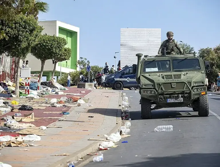 Militares en la zona de Loma Colmenar.