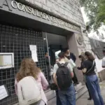 The Electoral Board executes the suspension of the 'grandchildren's law' and requests reports from the consulates on the link of the naturalized with the exile