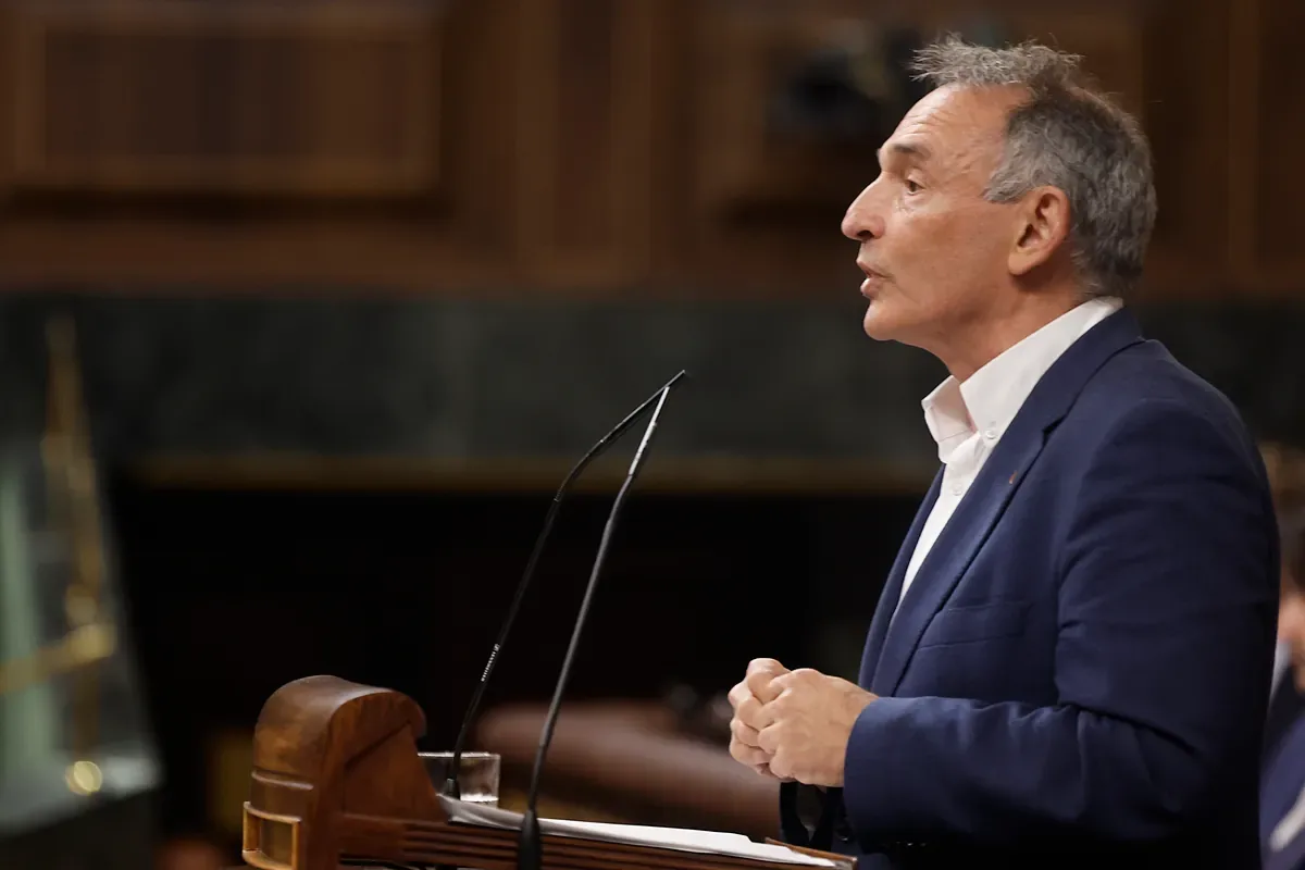 Sumar and the partners lash out against the official narrative and Sánchez's management: "Defending another hypothesis is not credible"