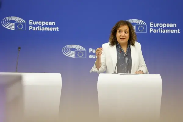 The socialists protect Morocco in Europe and praise the country's work "in the rapid return of the vast majority" after the invasion of Ceuta