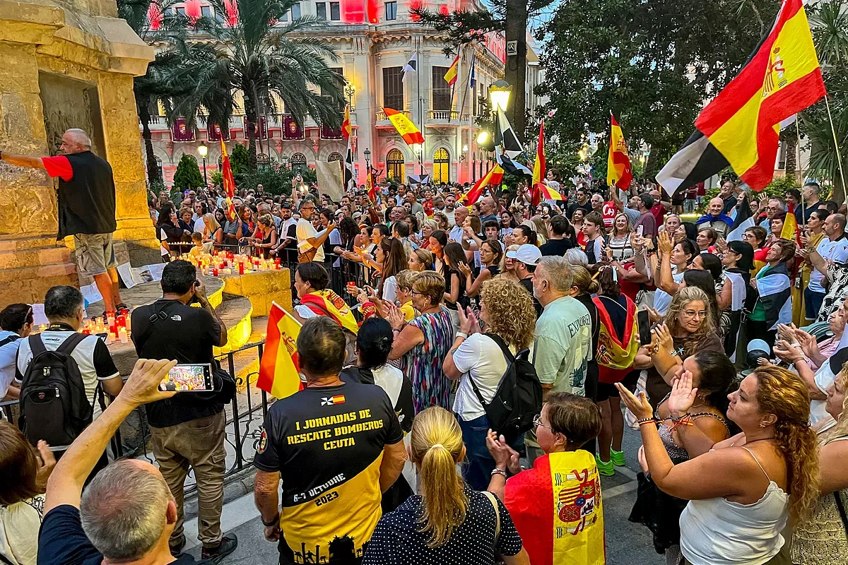 Crisis in Ceuta, latest live updates | The mayor of Mérida, from the PSOE, demands the Government "defense of the territorial sovereignty of Ceuta"